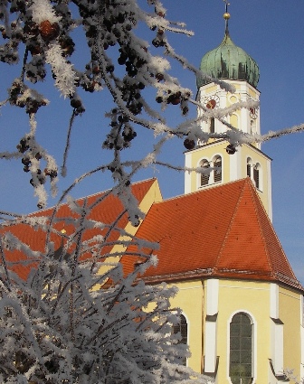 St. Georg in Haunstetten im Winter